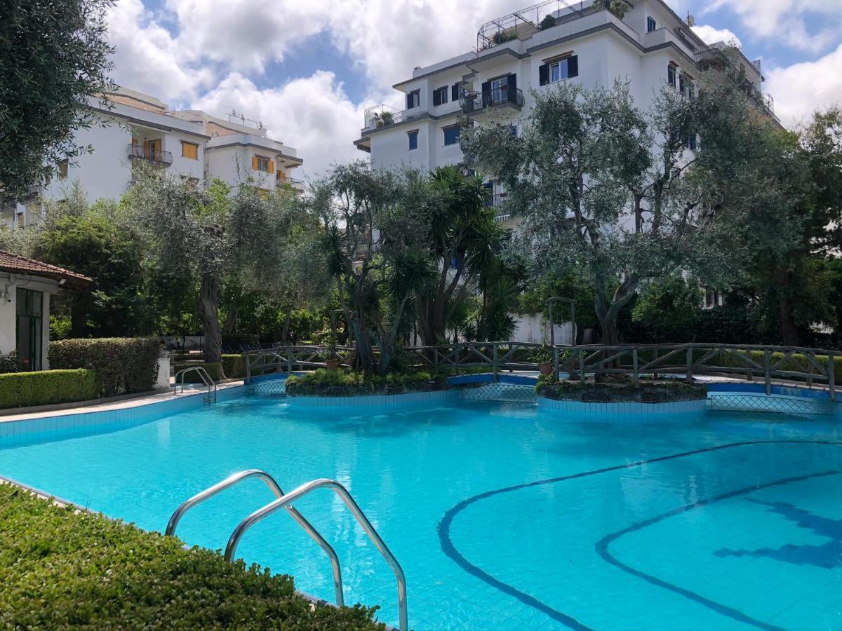 Casa Mami - Luxury Apartment And Pool - Sorrento Ngoại thất bức ảnh